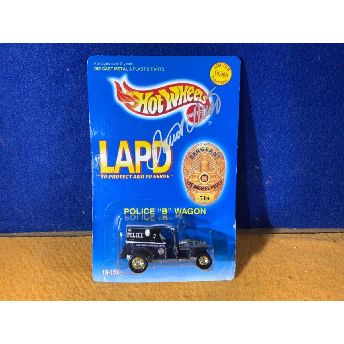 N9-69 Hot Wheels Lapd - Police B Wagon - Autographed David Weise