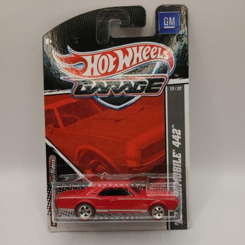 Hot Wheels Garage RL Real Rider Red/wht. Stripe `67 0LDS 442 ON Card