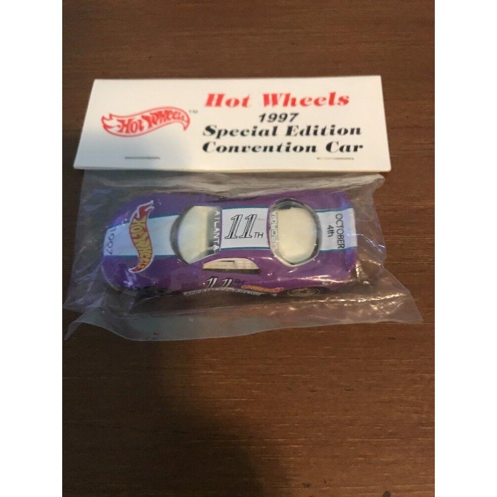Hot Wheel Special Edition Convention Corvette 1997 Mint Purple