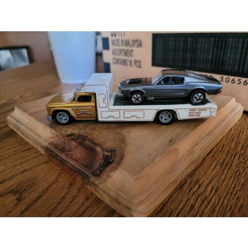 Hot Wheels Mail Away Redline Metallic Smokey Grey Midnight Black `68 Mustang