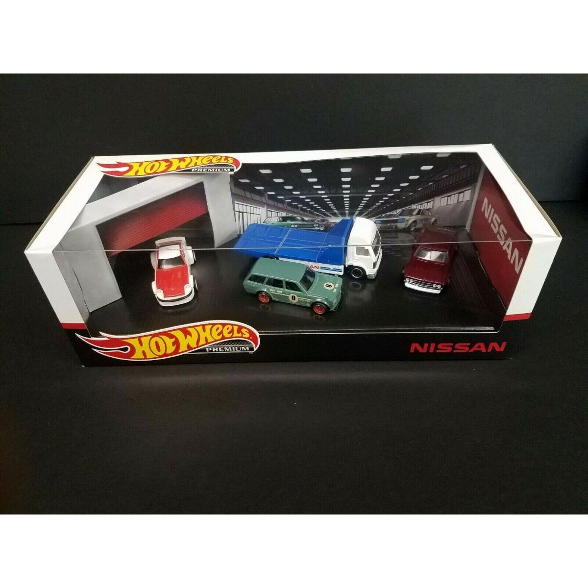2020 Hot Wheels Premium Nissan 4 Piece Garage Diorama Box Set w/ 510 Bluebird