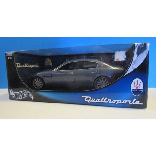 Hot Wheels Division of Mattel - 1:18 Scale - Maserati Quattroporte - Beautiful