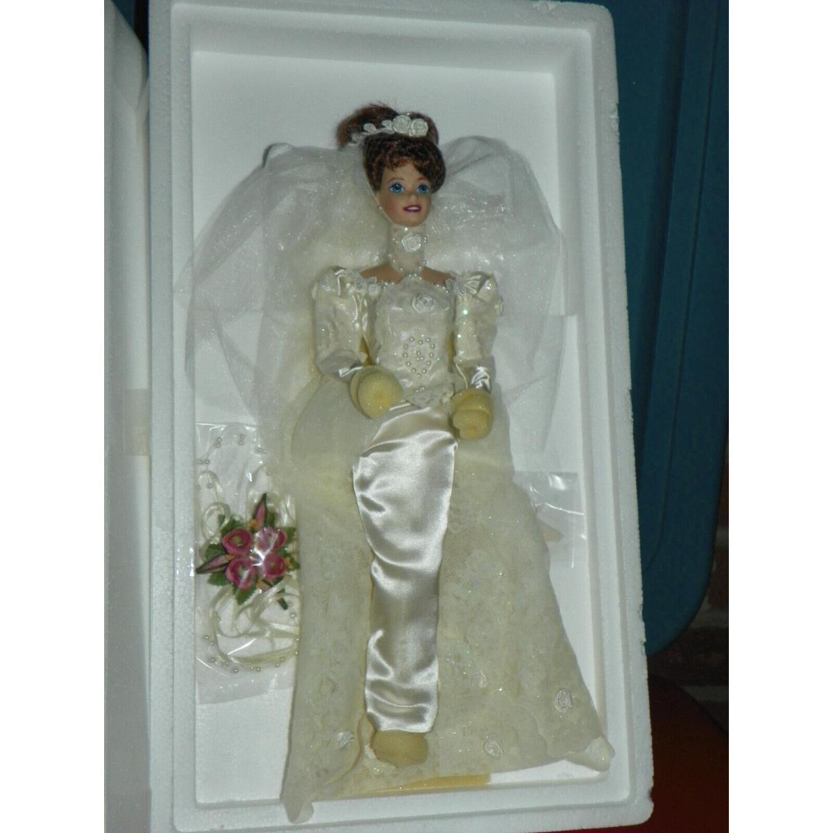 Romantic Rose Bride Barbie Doll Limited Edition 1995 Mattel 14143