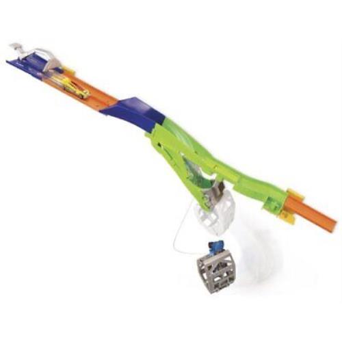 Hot Wheels Wall Tracks Bungee Racer