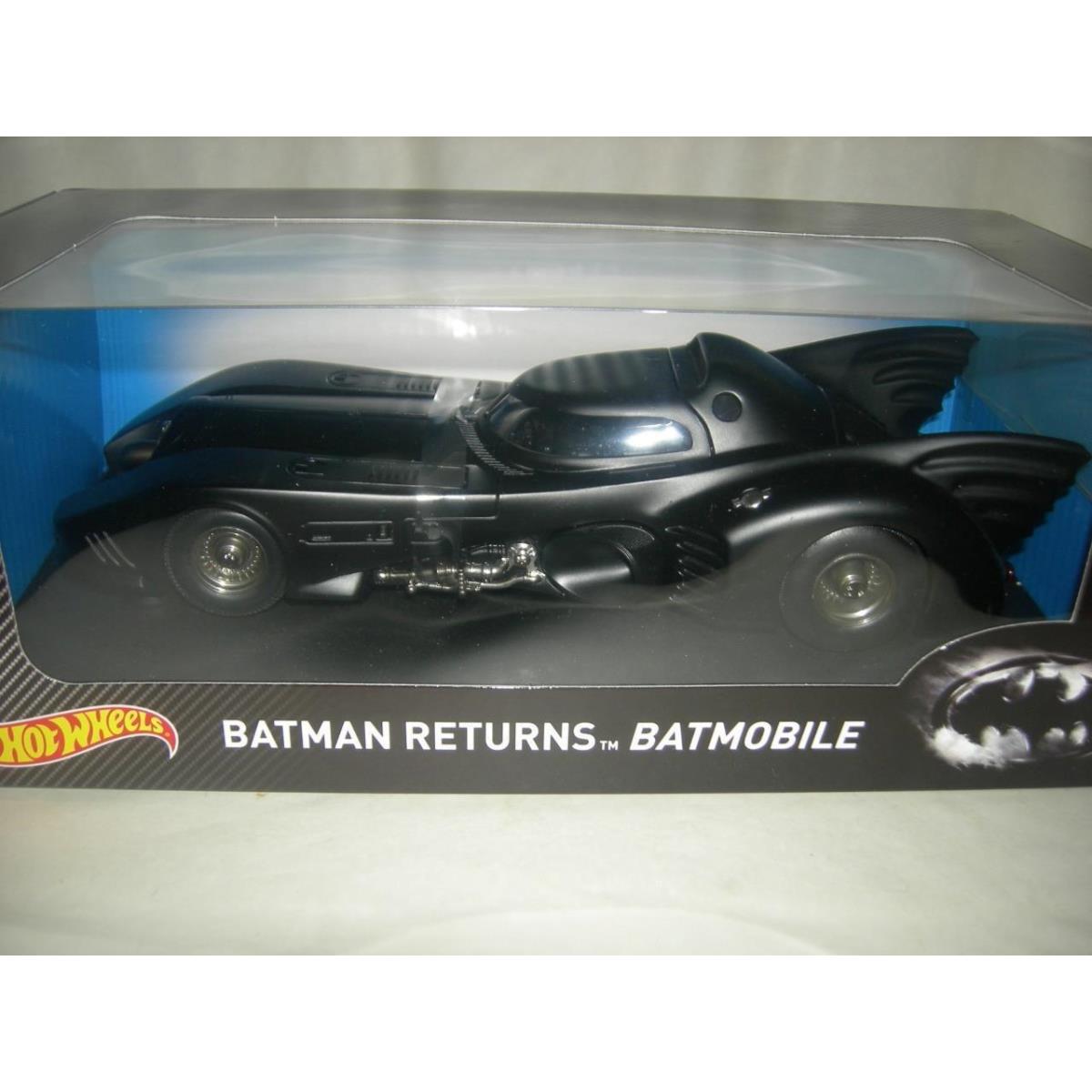 Batman Returns Batmobile CMC96 2015 Hot Wheels Un Opened Box 1:18 Scale
