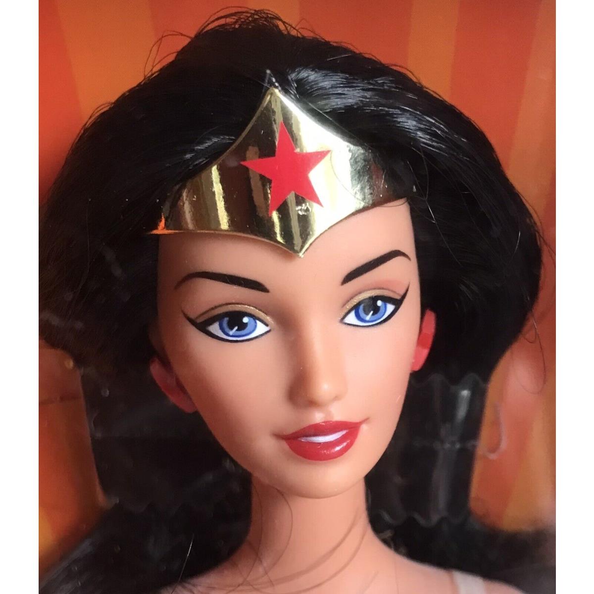 Wonder Woman Barbie Mattel B5836 2003 Nrfb. Good