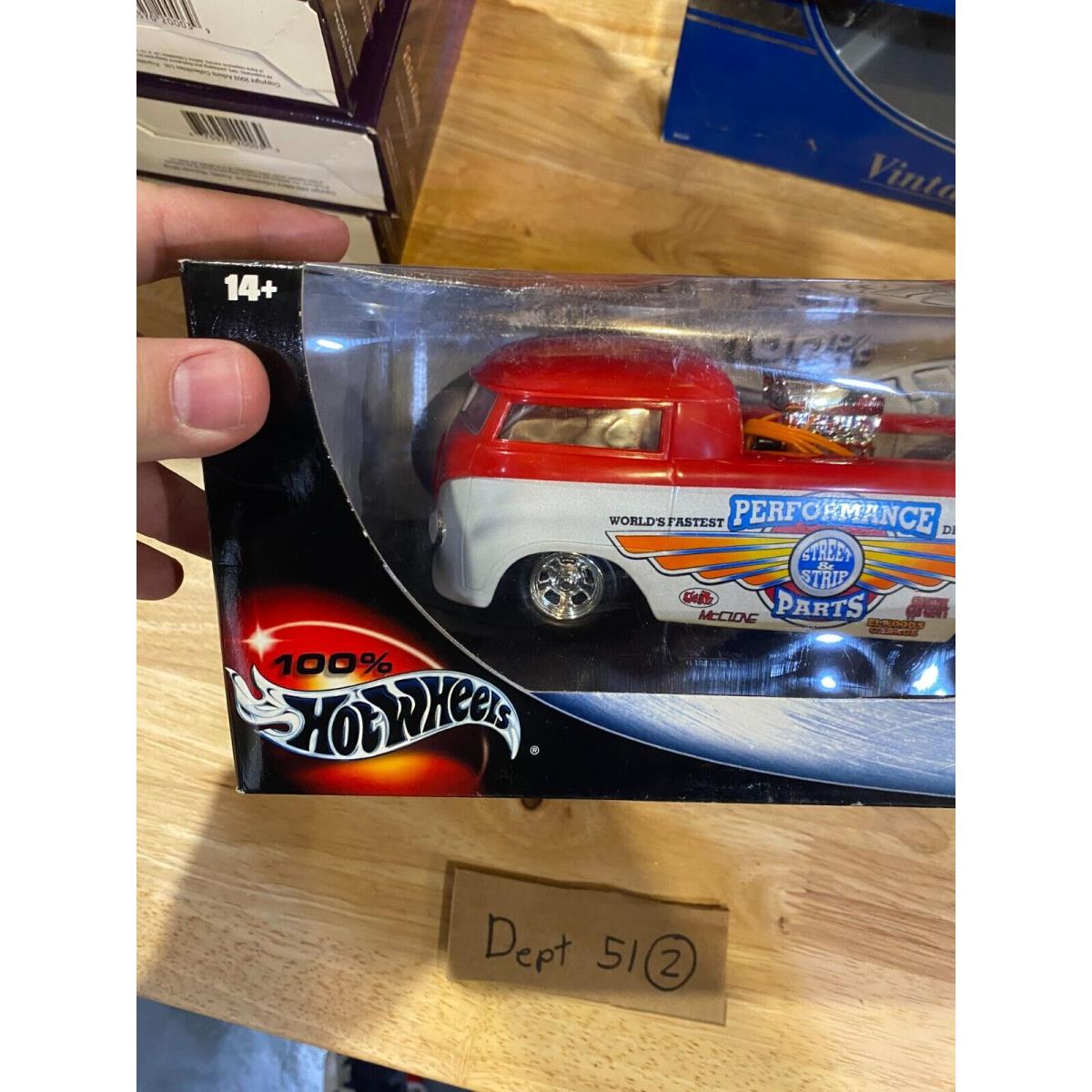 Hot Wheels toy Pickup Dragster - Red