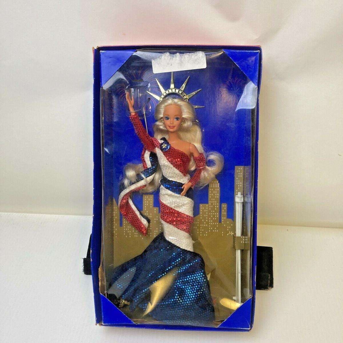 Fao Swartz Statue OF Liberty Barbie - with Box - B2-91