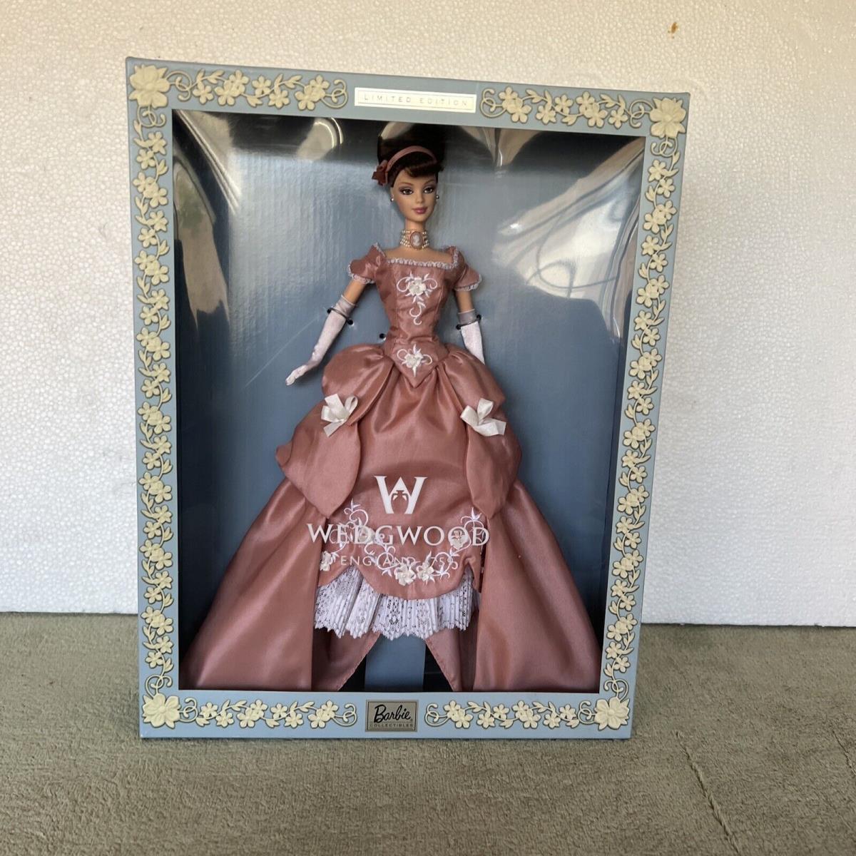 Mattel Wedgwood England 1759 Collectible Barbie Doll 50823 Limited Edition