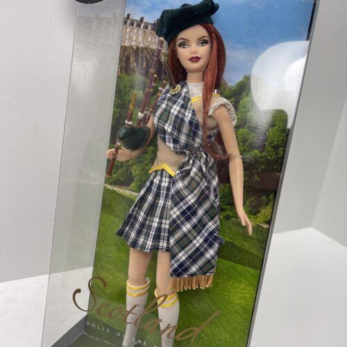 Scotland Barbie Dolls of The World 50th Pink Label N4973 Mattel 2008 - Doll Hair: Red, Doll Eye: Green