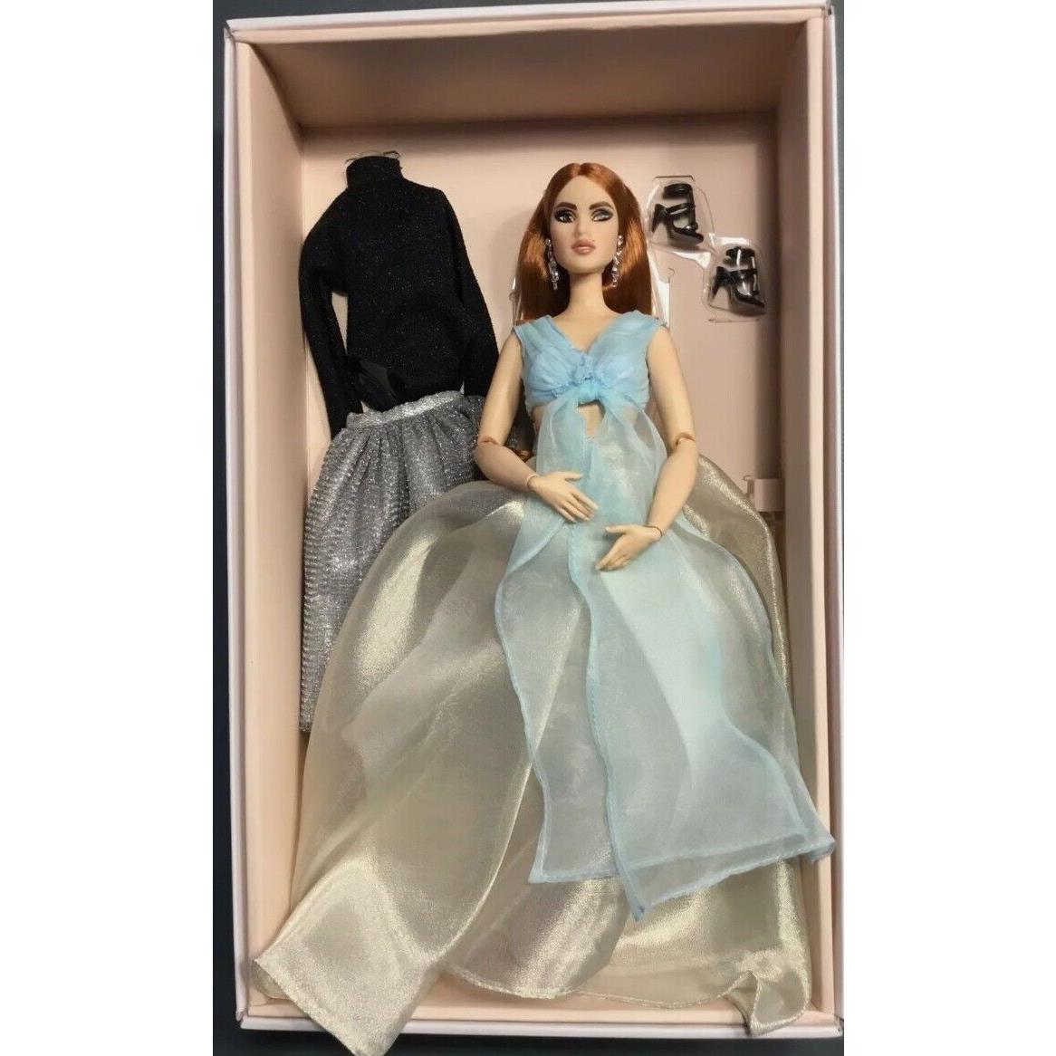 Nrfb 2018 Barbie Signature On The Avenue Convention Curvy Doll FRN98 Vhtf 2 000