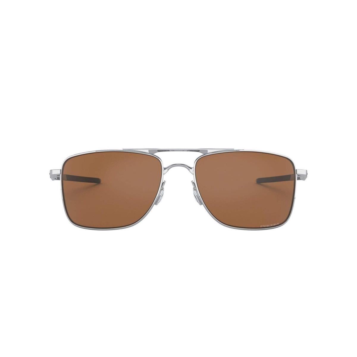 OO4124-09 Mens Oakley Gauge 8 Polarized Sunglasses - Frame: Polished Silver, Lens: Prizm Tungsten Polarized