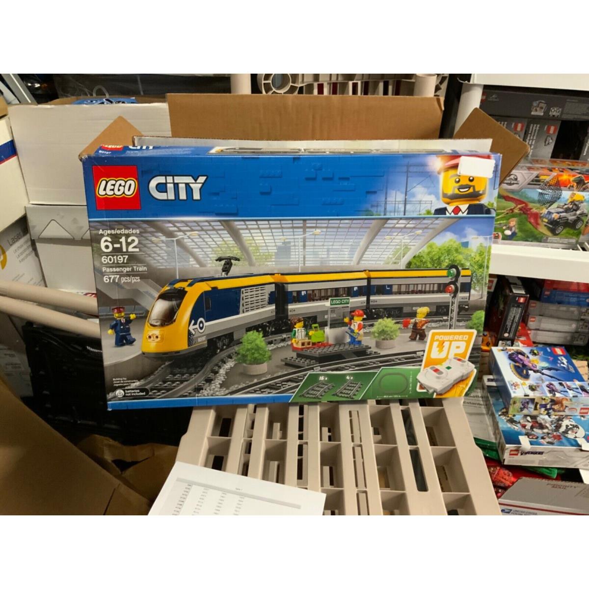 Lego City Passenger Train 60197 Building Kit 677 Pieces in Distress Box
