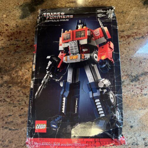 Lego Transformers Optimus Prime Set 10302 Box Damage