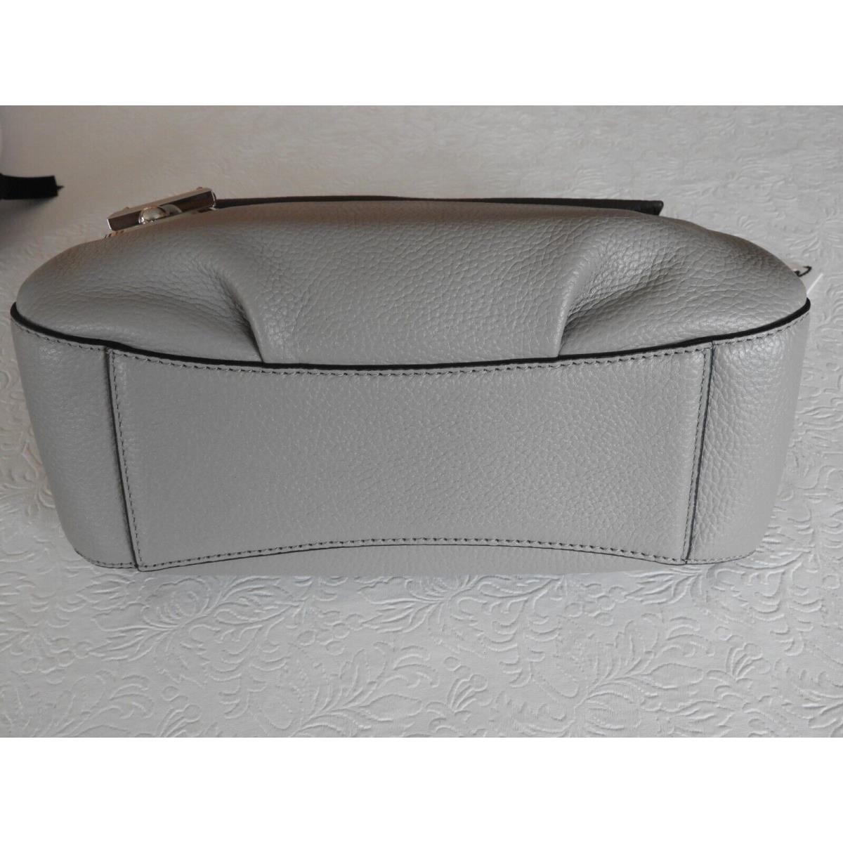 Marc Jacobs  bag   - Gray Handle/Strap, Silver Hardware, Black Lining 12