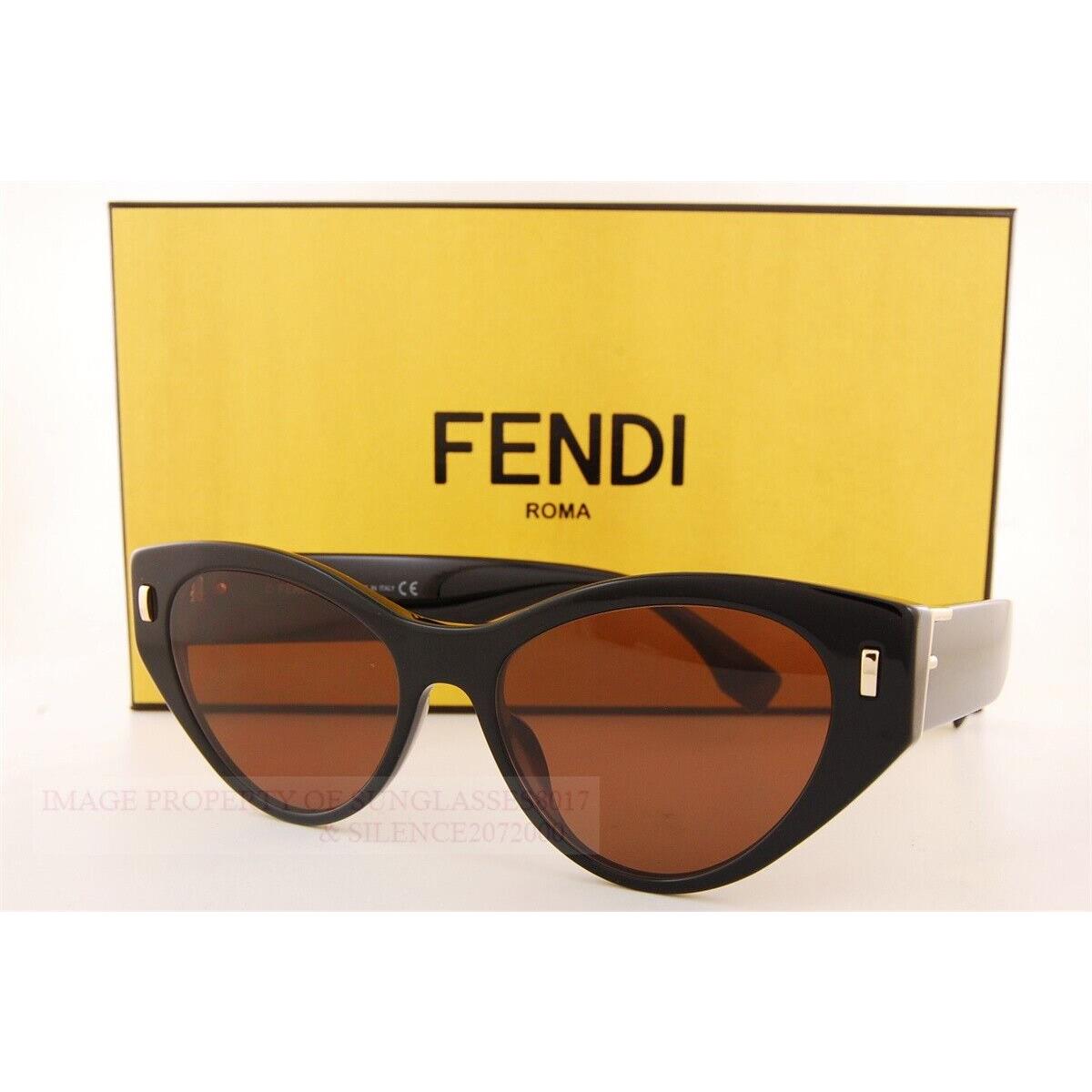 Fendi Sunglasses FE 40035I 01E Black/dark Brown For Women