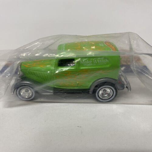 Hot Wheels 2019 33rd Annual Collectors Convention Charity 34 Delivery Baggie Car