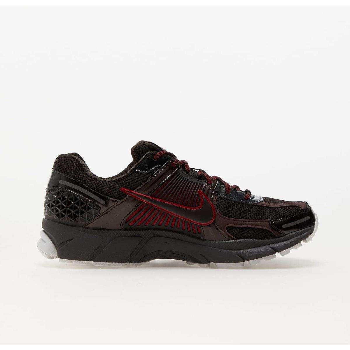 Nike shoes Zoom Vomero - Velvet Brown/ Gym Red-Earth-Anthracite , Velvet Brown/ Gym Red-Earth-Anthracite Manufacturer 2