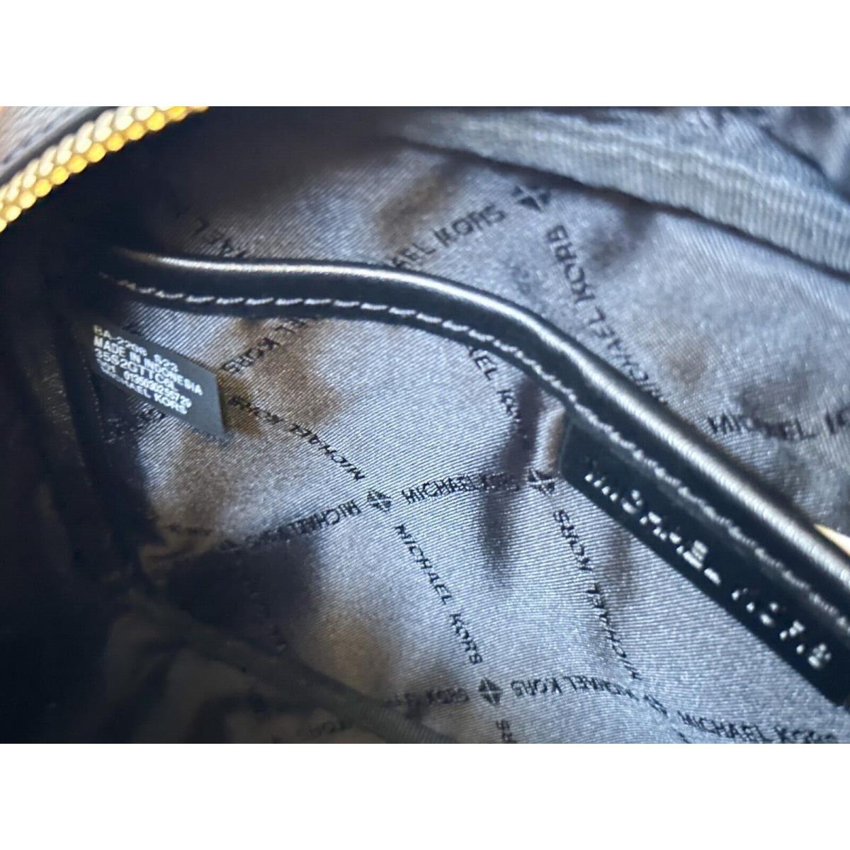 Michael Kors Jet Set Medium Crossbody Bag Tech Accessories Attached Tea Rose