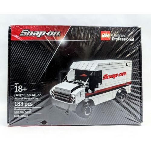 Lego Professional x Snap-on Freightliner MT-55 Mobile Van 183 Pieces
