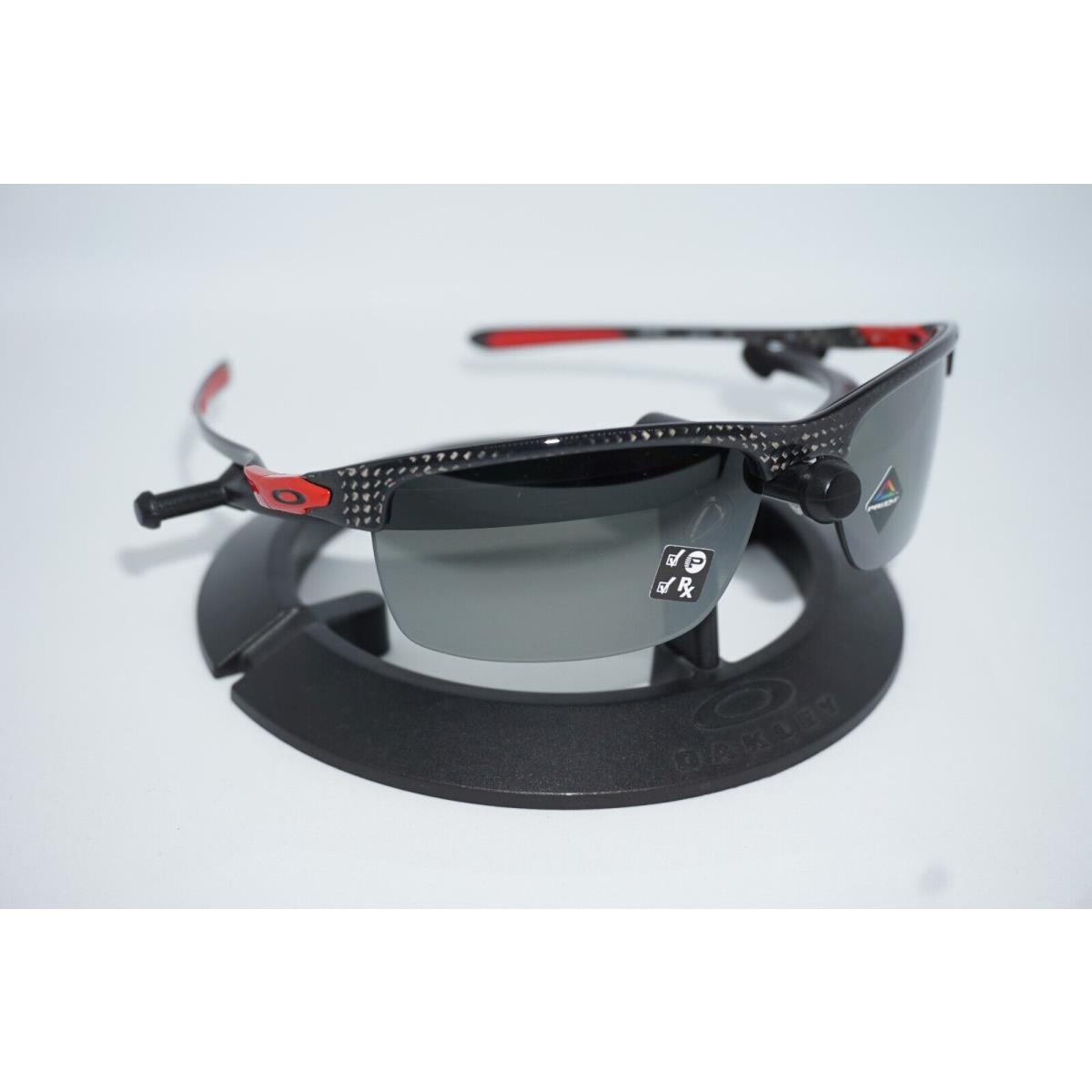 Oakley Carbon Blade Sunglasses Ferrari Polished Carbon Fiber Polarized OO9174-06 - Frame: Polished Carbon Fiber, Lens: Black Prizm Polarized