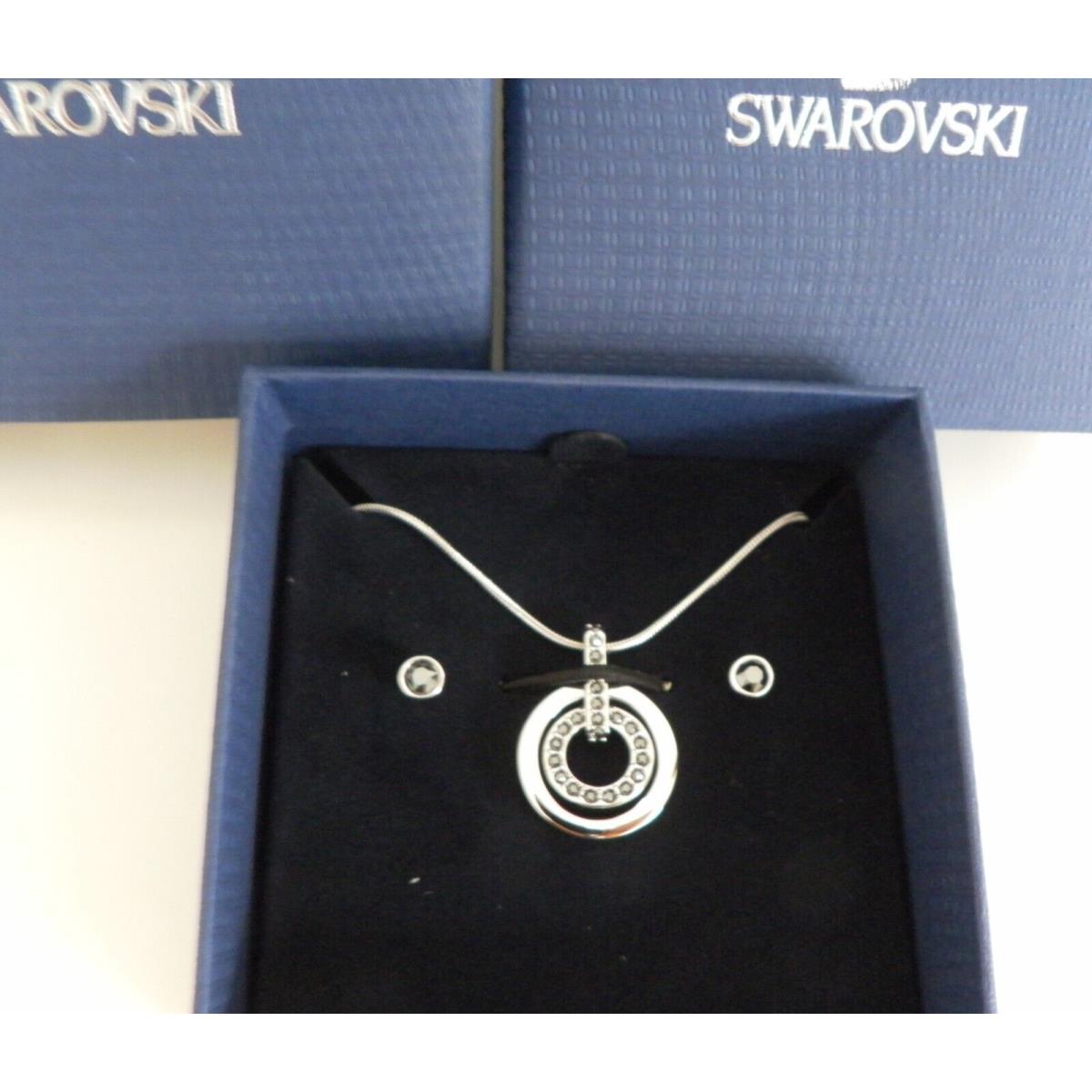 Swarovski Necklace Earrings Circle Set 5030714