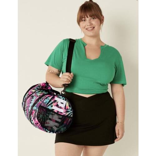 Victoria's Secret  bag  Everyday Duffle - Pink Handle/Strap, Pink Hardware, Pink Lining 2