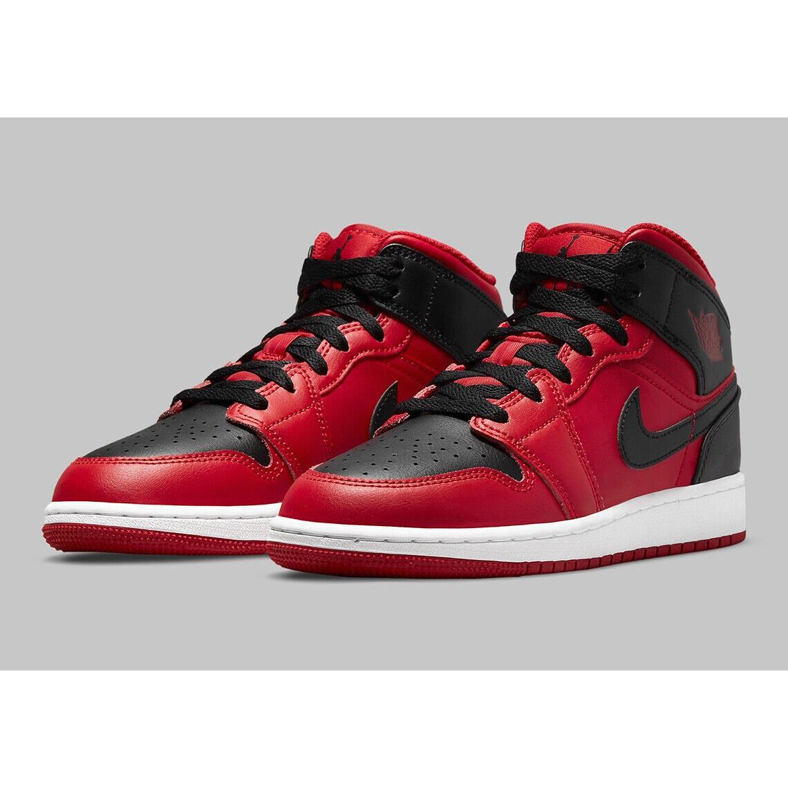 Air Jordan 1 Mid GS Size 5.5 Reverse Bred Black Red Sneakers 554725 660