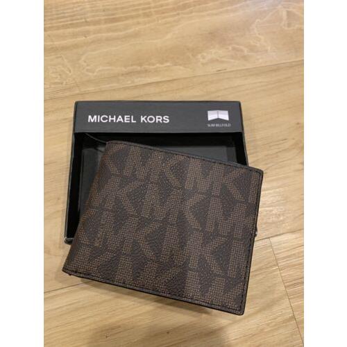 Michael Kors Shoulder Bags for Men - Shop Now on FARFETCH