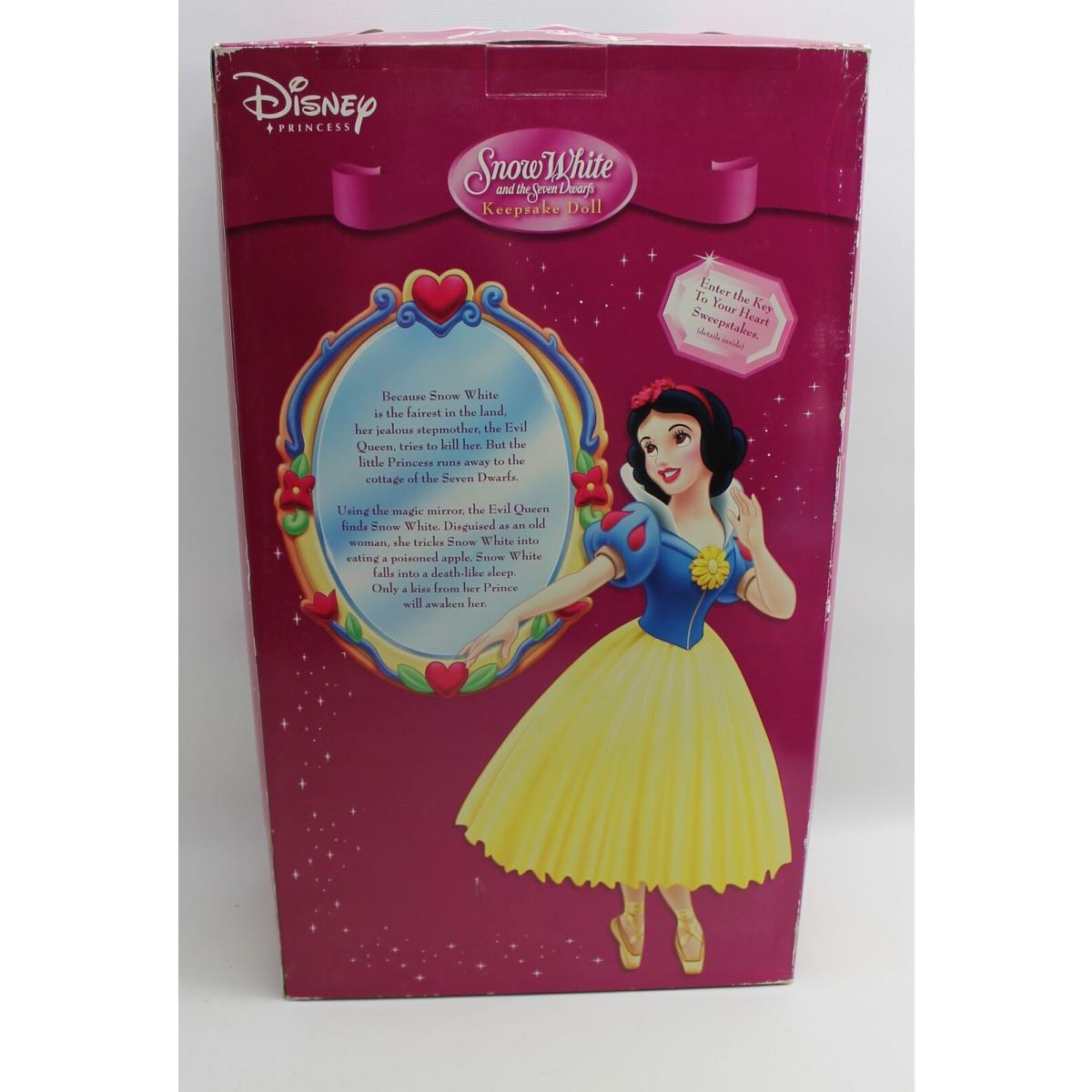 Disney Princess Snow White Keepsake Doll Brass Key Keepsakes Ballerina 16