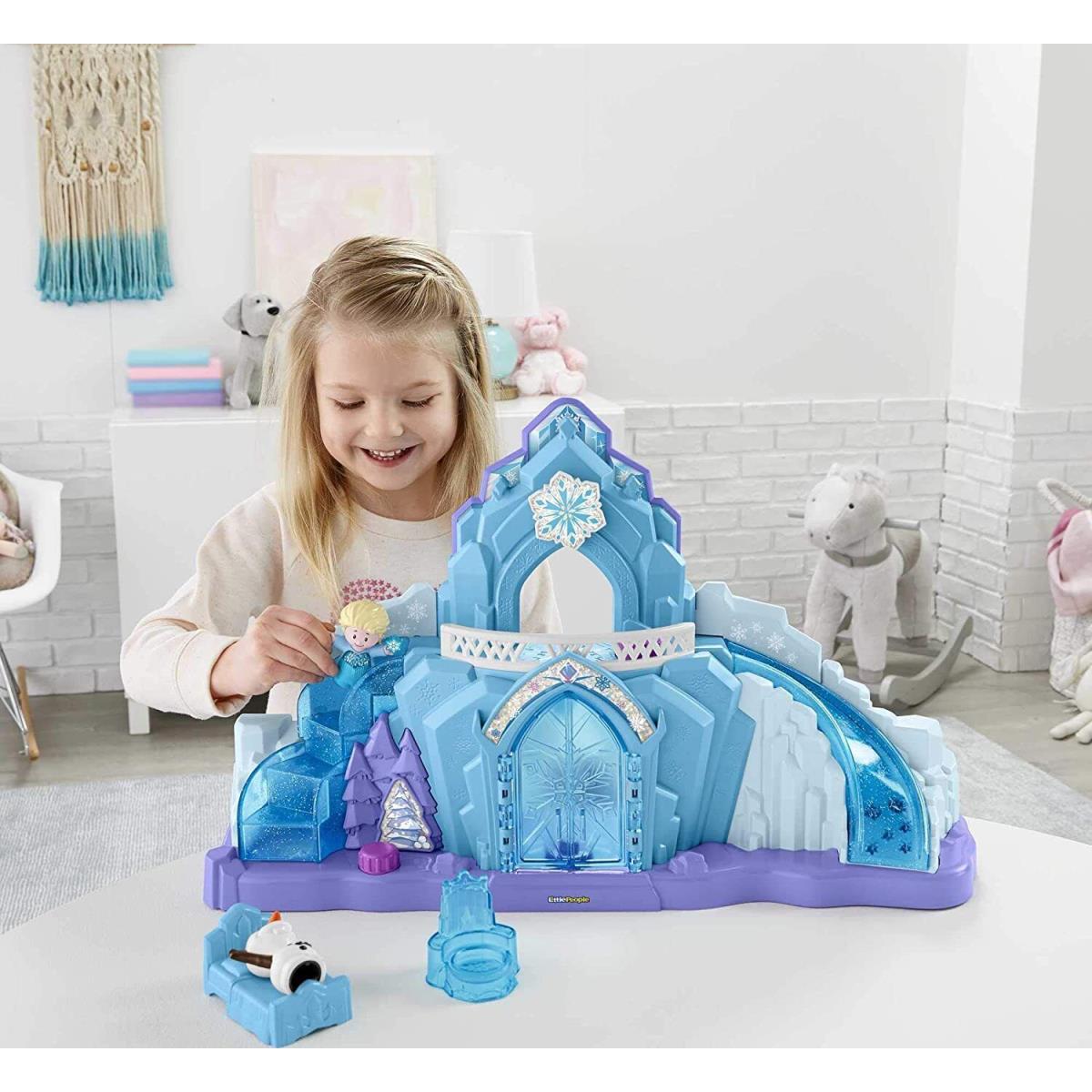 Fisher Price Disney Little People Frozen Elsa`s Ice Palace Lights Sounds