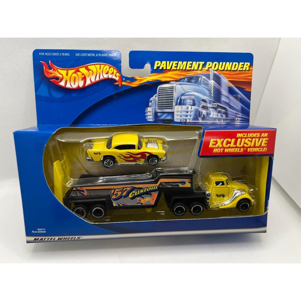 Hot Wheels Pavement Pounders 50`s Chevy Hot Rod Yellow