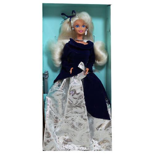 1995 Avon Winter Velvet Barbie Nrfb 15571 Mint Box