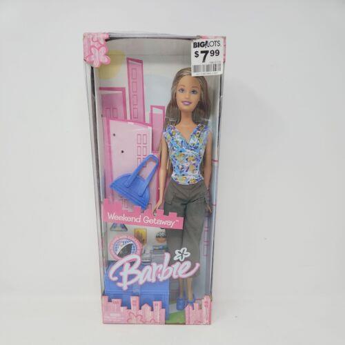 Weekend Getaway Barbie w/ Luggage Purple Trunk 2005 Mattel G8580