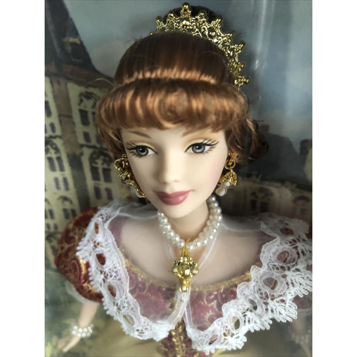 World Dolls Holland Netherlands Barbie Princess Doll Necklace Earrings Tiara