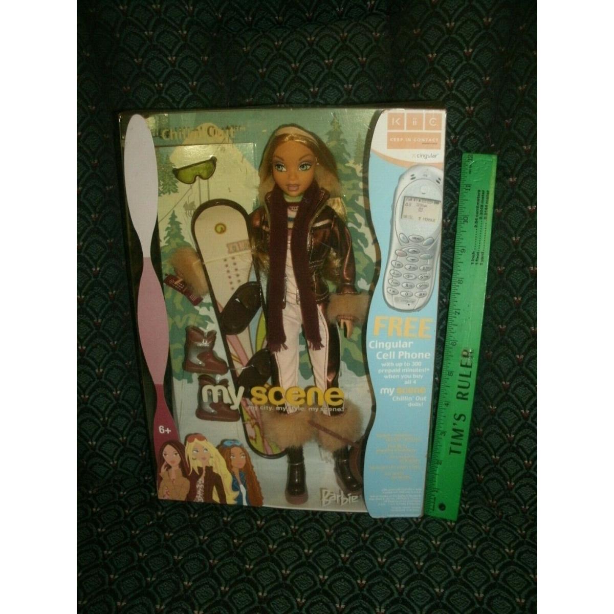 Mattel Barbie MY Scene Chillin` Out Snowboard Boots 2003 Phone