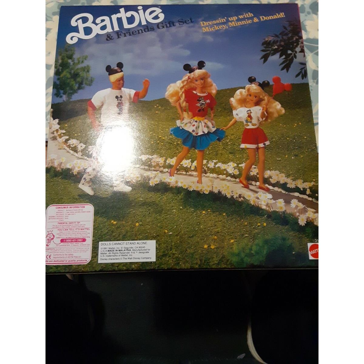 Barbie and Friends Gift Set Dressin Up with Mickey Minnie and Donald Disney