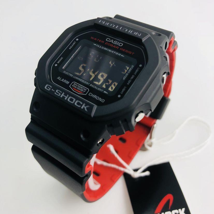 Men`s Casio G-shock Classic Black and Red Digital Sports Watch DW5600HR-1