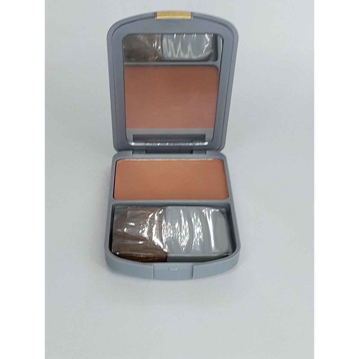 L`oreal Feel Naturale Light Softening Powder Blush- Au Naturel 292