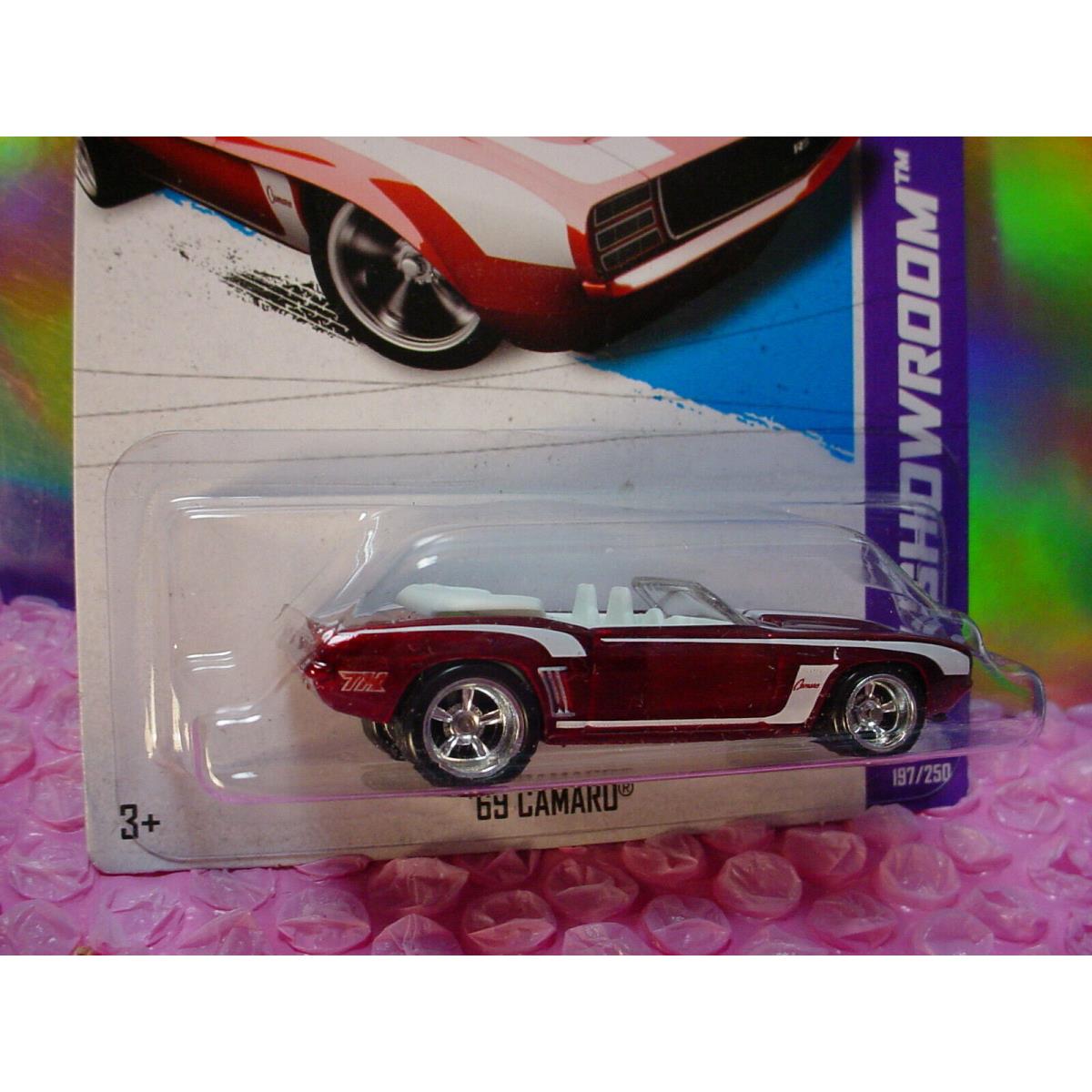 2013 Hot Wheels Super Treasure Hunt `69 Chevy Camaro Red Real Riders Protecto