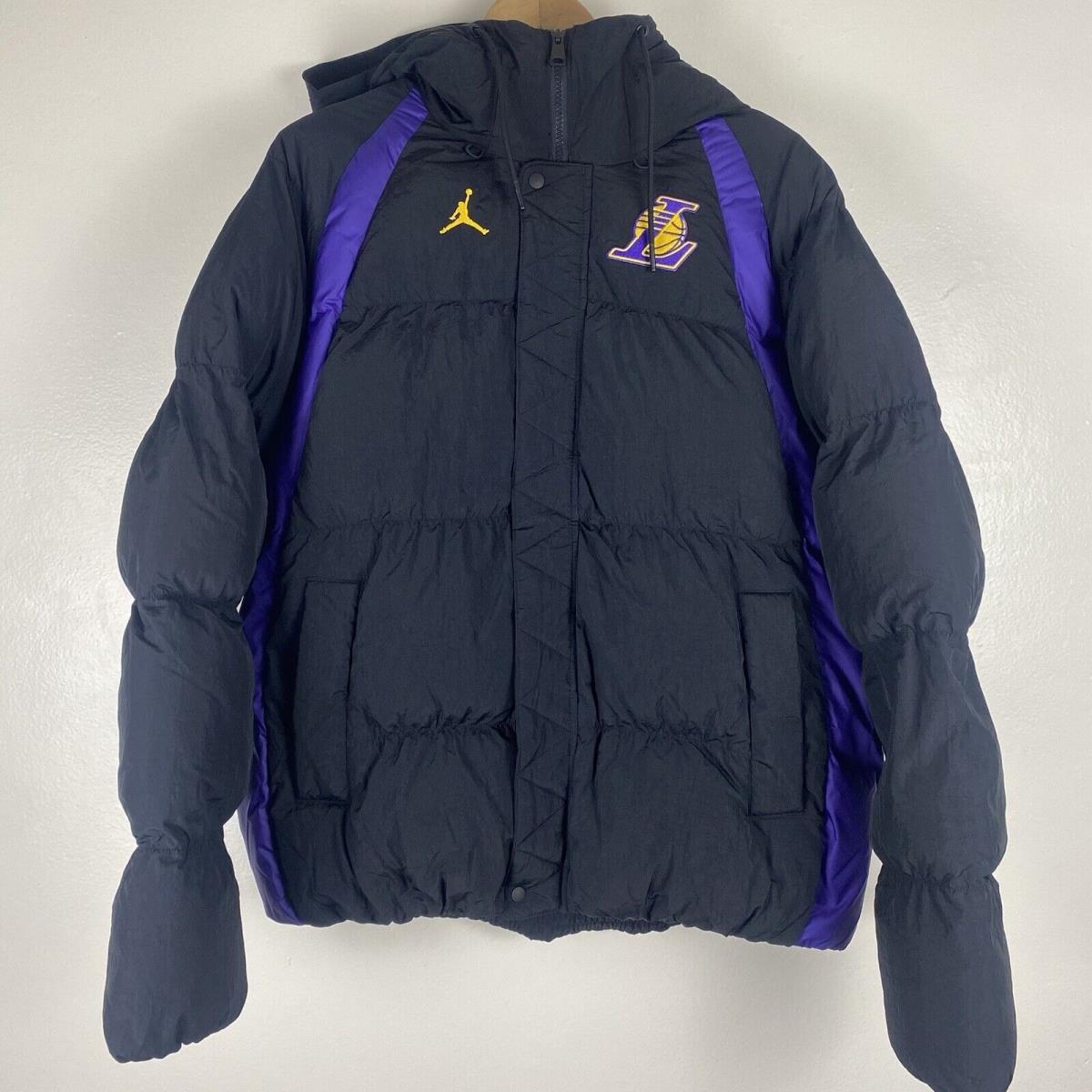 Men`s Nike Jordan LA Lakers Courtside Statement Puffer Jacket DN4715-010 Size M