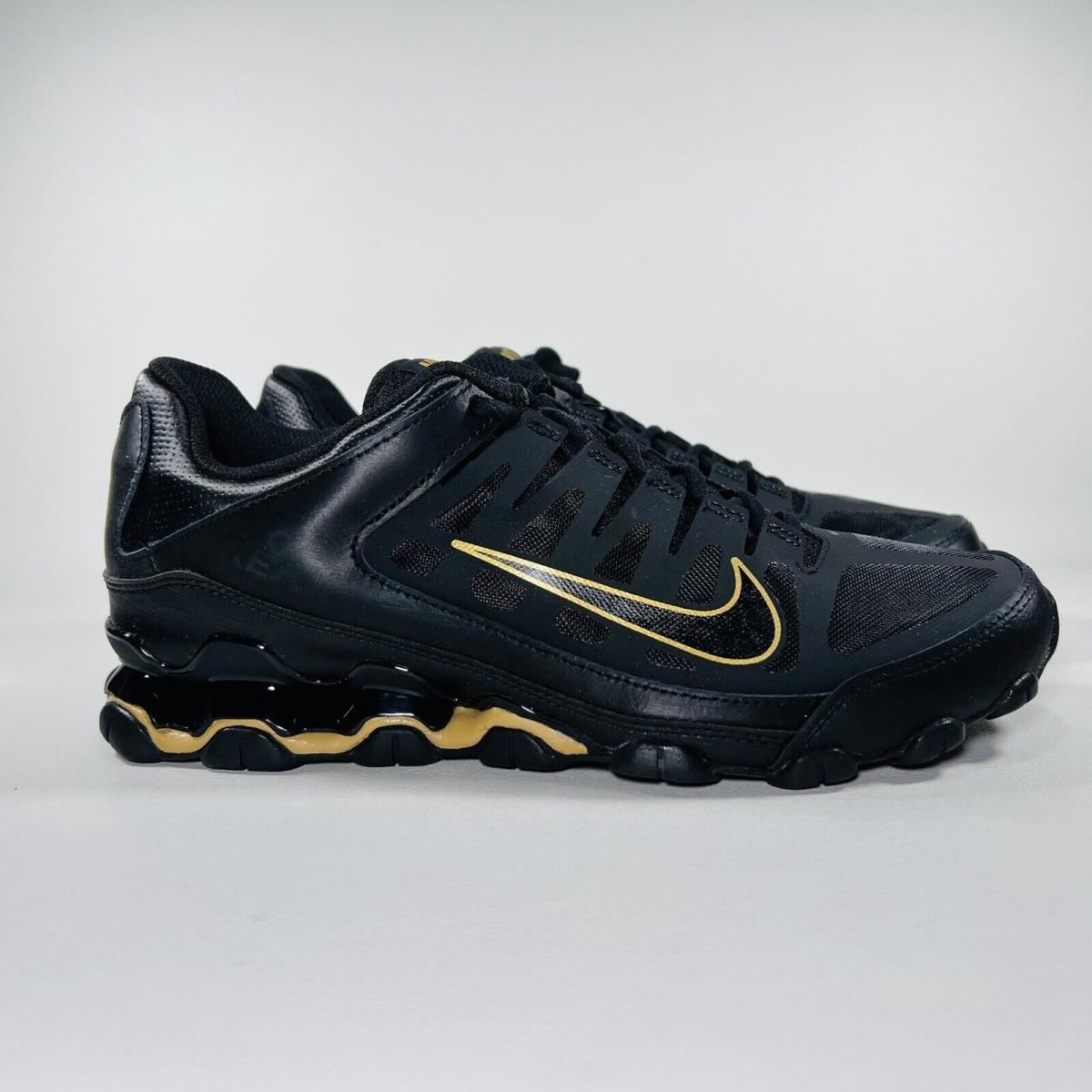 Nike in season shops tr 8 black gold