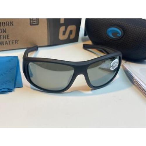 Costa Del Mar sunglasses Montauk - Frame: Black, Lens: Silver, Manufacturer: Matte Black Ultra 1