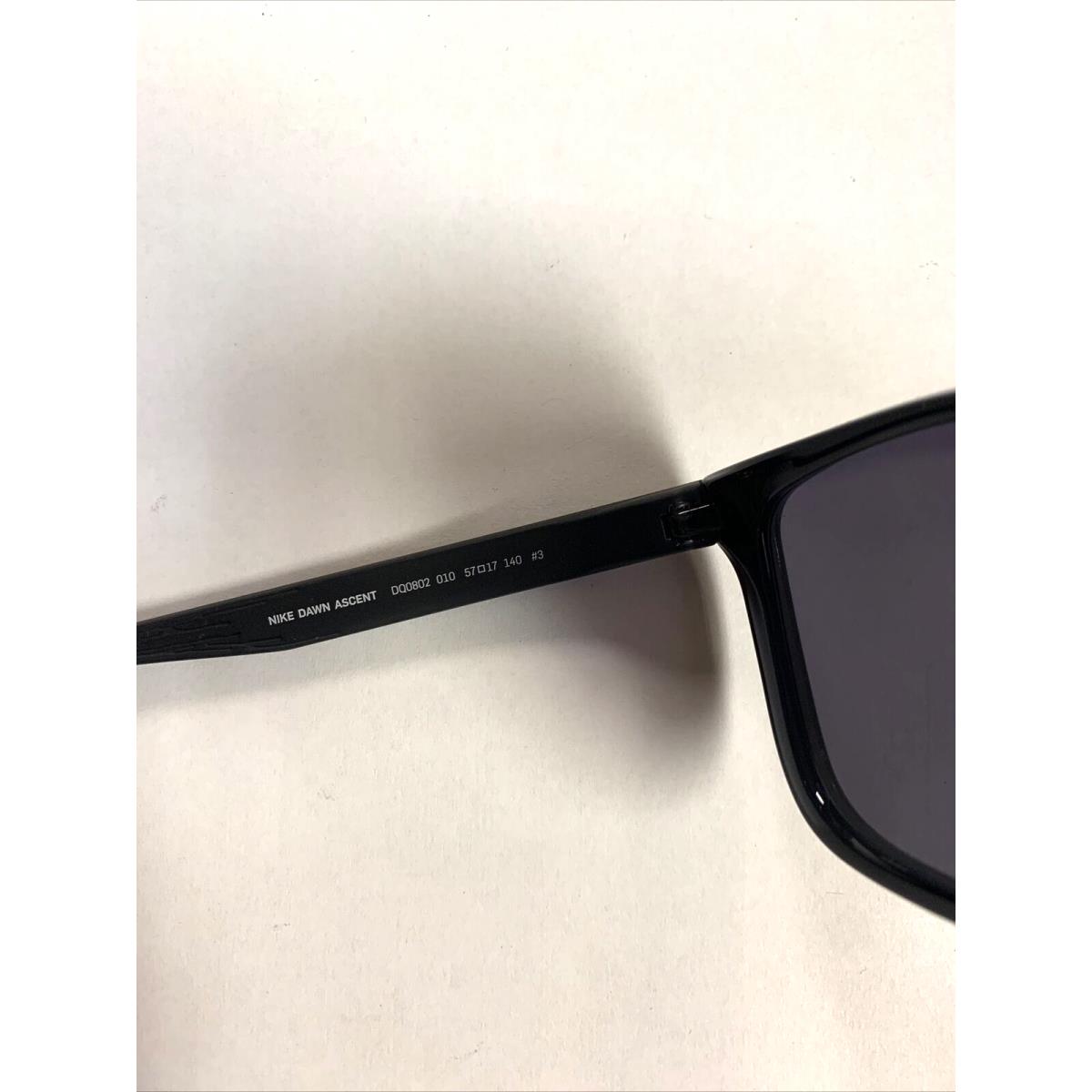 Nike sunglasses Dawn Ascent - Black Frame, Gray Lens, 010 Black/Dark Grey Code 3