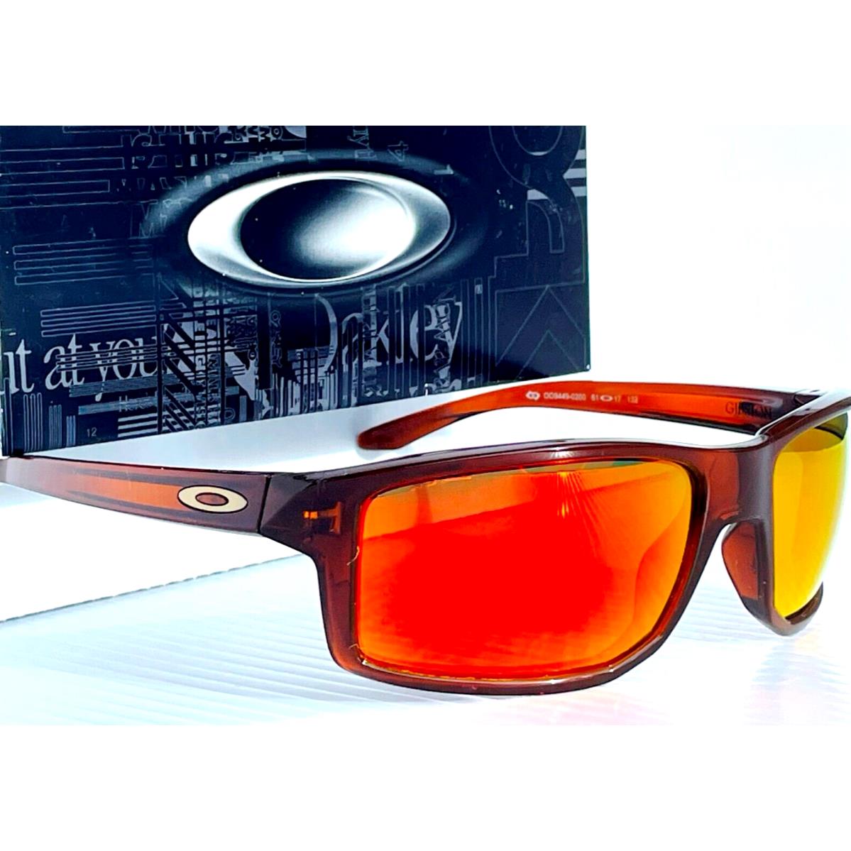 Oakley sunglasses Gibston - Brown Frame, Red Lens 10