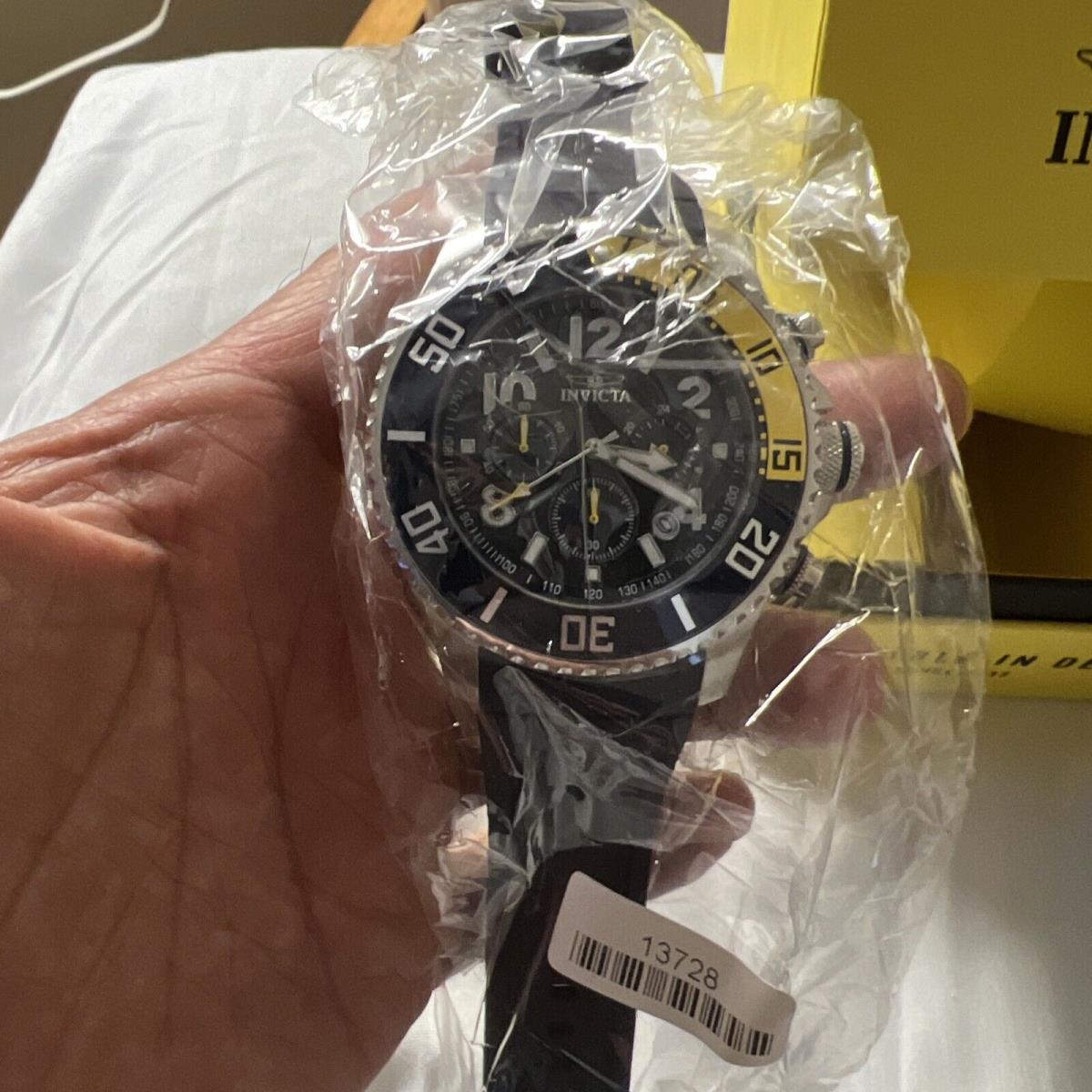 Invicta 13728 outlet