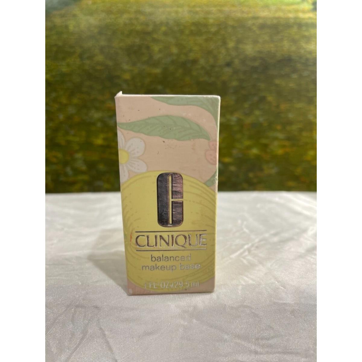 Clinique Balanced Makeup Base 1 fl oz in 16 Warmer