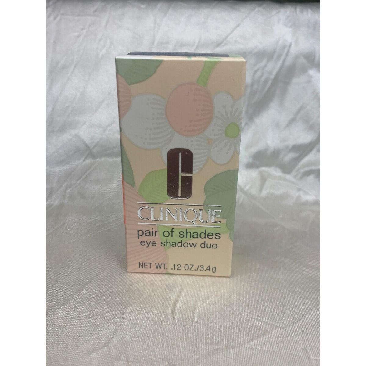 Clinique Pair of Shades Eye Shadow Duo .12 oz 05 Totally Neutral