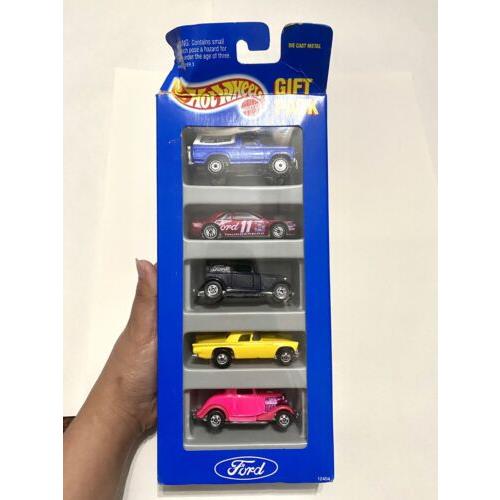 Hot Wheels Mattel 1993 Gift Pack Ford 5 Cars