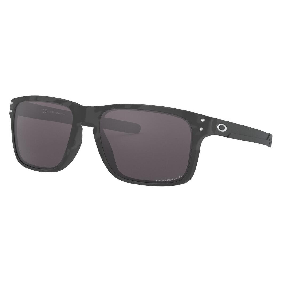 Oakley Sunglasses Holbrook Mix Matte Black Camo Prizm Grey Polarized OO9384-19 - Frame: Matte Black Camo, Lens: Black